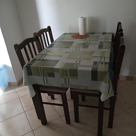 Apartmani Sersic Baška Buitenkant foto