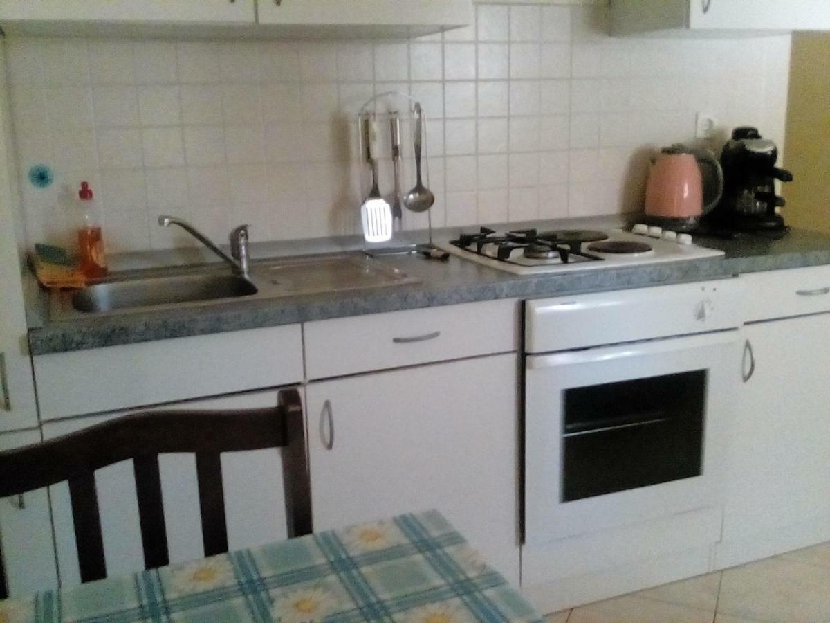 Apartmani Sersic Baška Buitenkant foto